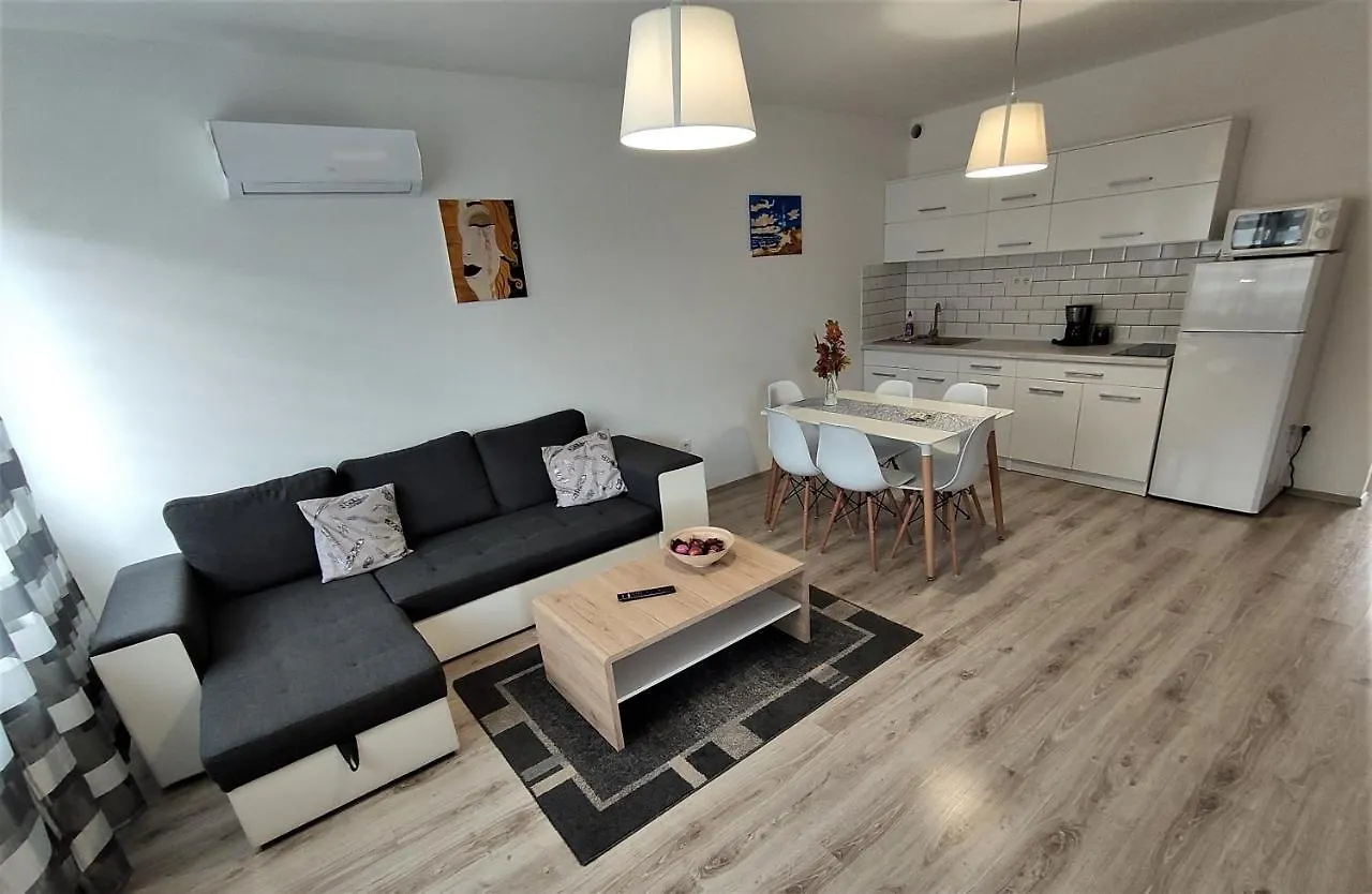 Hatvan Corner Apartments Debrecen Hungary
